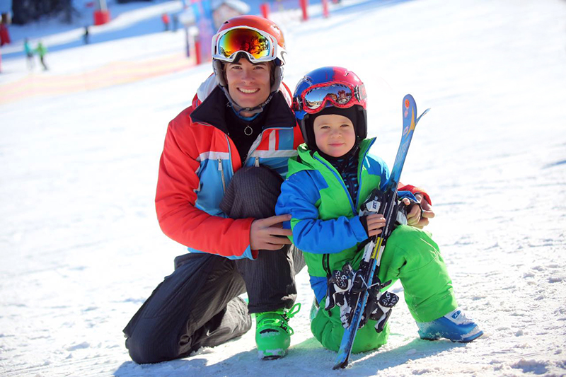 nans clerc, moniteur de ski et snowboard à megève, skiinstructormegeve.com